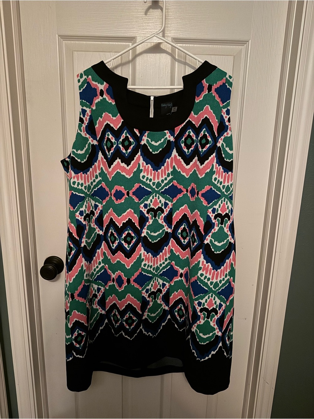Gabby Skye Sleeveless Tunic in Green, Pink & Blue Geometric Print